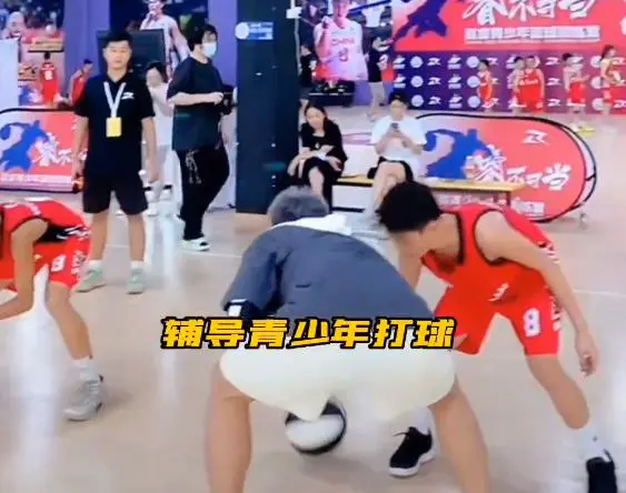 为什么专业篮球品牌在训练中如此重要_1